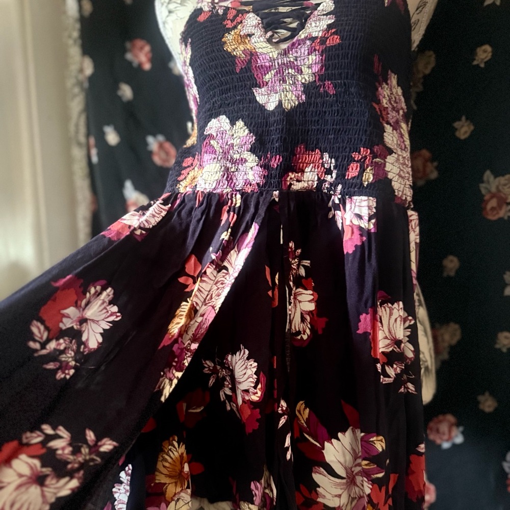 Adam Levine Collection Floral Dress - Black and Pink